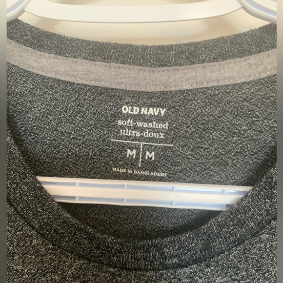 Old Navy soft-washed Tshirt, size M, grey/black mix - Picture 3 of 3